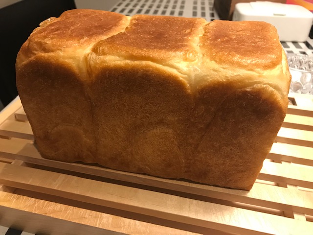 アルタイトの食パン型（1.5斤）で食パン作り始めました！〜プルマンへの道〜 – Life-pot